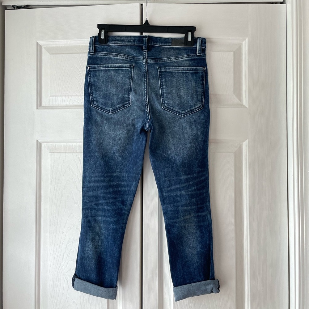 Washed Jeans - Picture 2 of 3